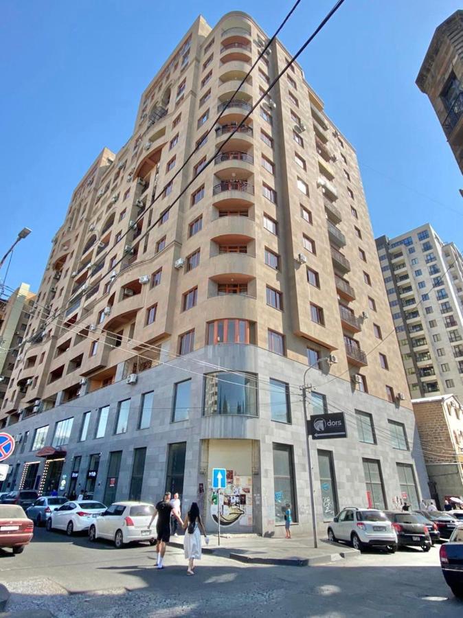 Apartment Near Republic Square Yerevan Ngoại thất bức ảnh